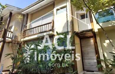 Imagem: A casa em condomínio possui 3 Dormitórios, 4 Banheiros, 3