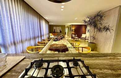 Imagem: O apartamento possui 2 Dormitórios, 3 Banheiros, 4 Vagas na