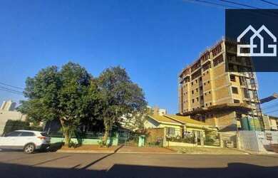 Imagem: O terreno possui 645m² de Área e está localizado em Centro