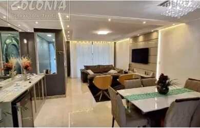 Imagem: A casa possui 4 Dormitórios, 5 Banheiros, 3 Vagas na garagem