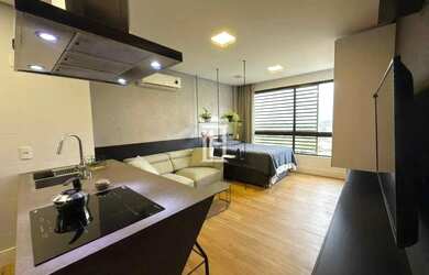 Imagem: O studio possui 1 Dormitório, 1 Banheiro, 1 Vaga na garagem