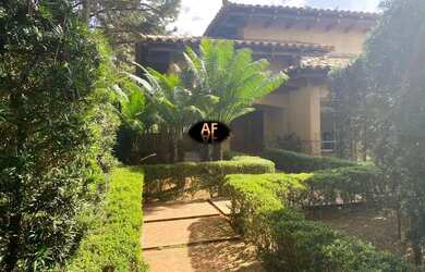 Imagem: A casa em condomínio possui 3 Dormitórios, 5 Banheiros, 4