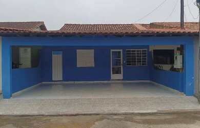 Imagem: A casa em condomínio para alugar possui 2 Dormitórios, 1 Banheiro