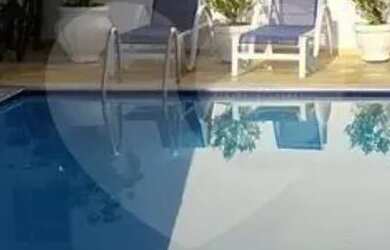 Imagem: A casa possui 4 Dormitórios, 3 Banheiros, 3 Vagas na garagem