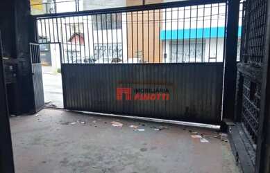 Imagem: O depósito possui 2 Vagas na garagem, 150m² de Área e está