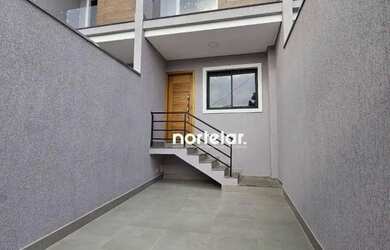 Imagem: A casa possui 2 Dormitórios, 3 Banheiros, 1 Vaga na garagem