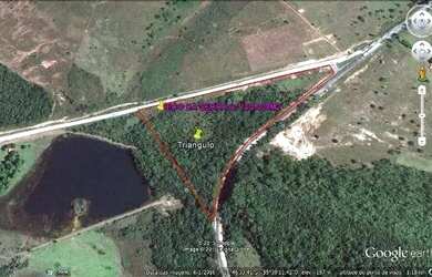 Imagem: O terreno possui 100.000m² de Área e está localizado em