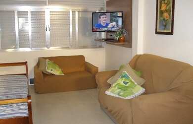 Imagem 3: Maravilhoso apto 2 qtos, 2 wcs, sala ampla, garagem, frente praia, Gonzaga, Santos