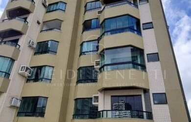 Imagem: O apartamento possui 4 Dormitórios, 4 Banheiros, 2 Vagas na