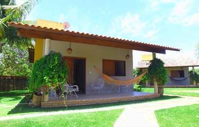 Imagem 3: Belíssimas casas na Barra de Sto. Antônio com piscina, prox. a praia...