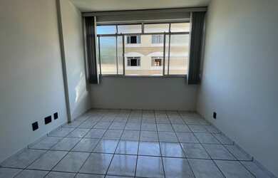 Imagem: O apartamento possui 1 Dormitório, 1 Banheiro, 41m² de Área