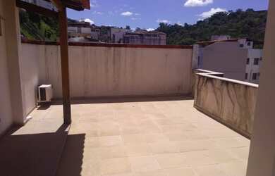 Imagem: O apartamento na cobertura possui 3 Dormitórios, 2 Banheiros