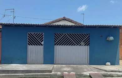 Imagem: A casa possui 2 Dormitórios, 2 Banheiros, 1 Vaga na garagem