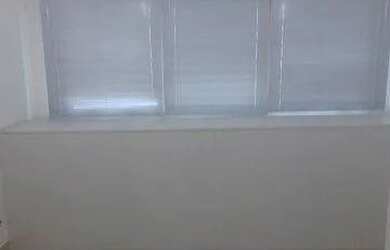 Imagem: O depósito possui 1 Vaga na garagem, 30m² de Área e está