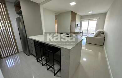 Imagem: O apartamento possui 3 Dormitórios, 1 Banheiro, 2 Vagas na