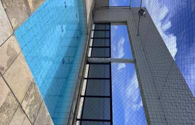 Imagem: O apartamento possui 1 Dormitório, 1 Banheiro, 1 Vaga na garagem