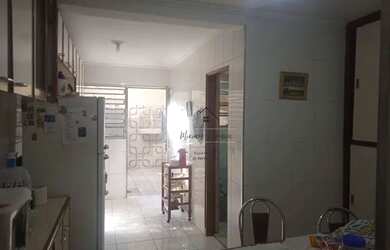 Imagem: A casa possui 2 Dormitórios, 2 Banheiros, 1 Vaga na garagem