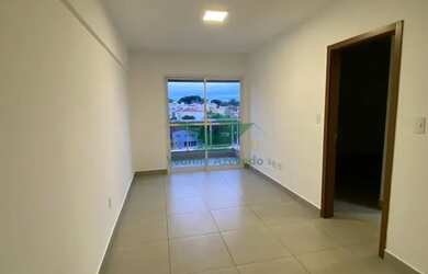 Imagem: O apartamento possui 1 Dormitório, 1 Banheiro, 1 Vaga na garagem