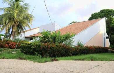 Imagem: A casa possui 4 Dormitórios e está localizado em Vale Quem