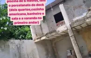 Imagem: A casa possui 2 Dormitórios, 1 Banheiro, 1 Vaga na garagem