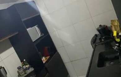 Imagem: A casa possui 2 Dormitórios, 1 Banheiro, 1 Vaga na garagem