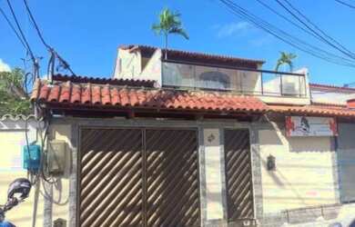 Imagem: A casa possui 2 Dormitórios, 1 Banheiro, 256m² de Área e