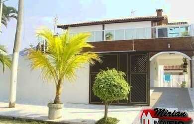 Imagem 10: Sobrado a venda em Peruibe com piscina, 5 dormitórios sendo 2 suites...