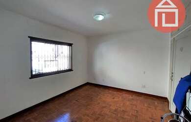 Imagem: A casa para alugar possui 4 Dormitórios, 3 Banheiros e 160m²