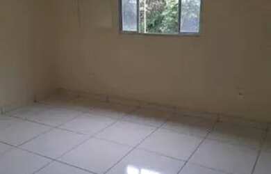 Imagem: A casa possui 2 Dormitórios, 1 Banheiro, 80m² de Área e