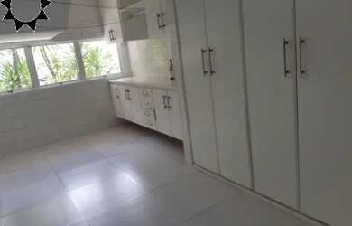 Imagem 3: SOBRADO - BARUERI. Piscina, 700m² de Área, 5 Vagas na garageme4 Dormitórios