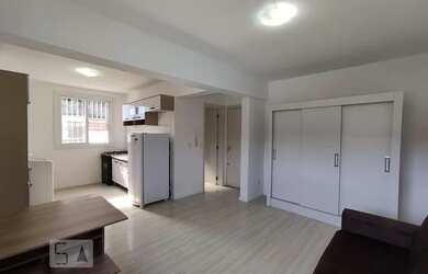 Imagem: O studio possui 1 Dormitório, 1 Banheiro, 1 Vaga na garagem