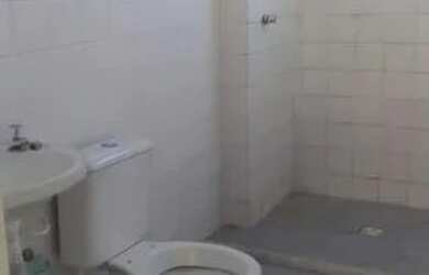 Imagem 5: Alugo casa. 1 Vaga na garageme2 Dormitórios