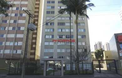 Imagem: O apartamento possui 3 Dormitórios, 1 Banheiro, 1 Vaga na garagem