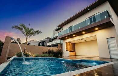 Imagem: A casa em condomínio possui 3 Dormitórios, 5 Banheiros, 2