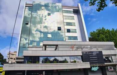 Imagem: O depósito possui 2 Vagas na garagem, 69m² de Área e está