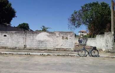 Imagem: O terreno possui 360m² de Área e está localizado em Interlagos