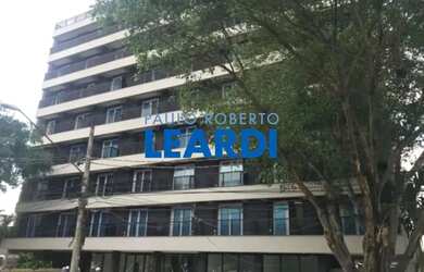 Imagem: O depósito possui 1 Vaga na garagem, 37m² de Área e está