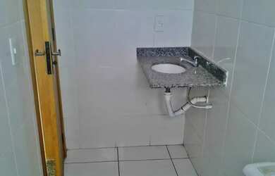 Imagem 9: Imóvel para venda possui 55 metros quadrados com 2 quartos em Laranjal...