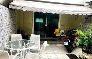 Imagem: A casa possui 3 Dormitórios, 3 Banheiros, 1 Vaga na garagem