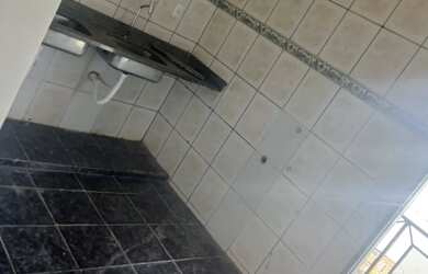 Imagem 2: ALUGO CASA NA AVENIDA TEFÉ - JAPIIM - 1° ANDAR