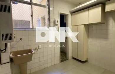 Imagem 7: BLACK FRIDAY. Piscina, Guarda roupa, 131m² de Áreae2 Vagas na garagem