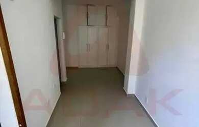 Imagem: A kitnet possui 1 Banheiro, 26m² de Área e está localizado