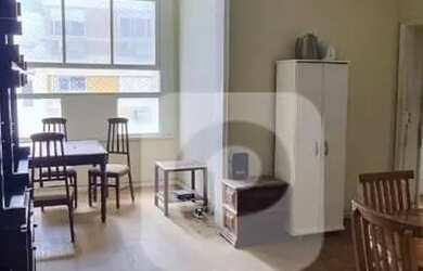 Imagem: O apartamento possui 3 Dormitórios, 1 Banheiro, 90m² de Área