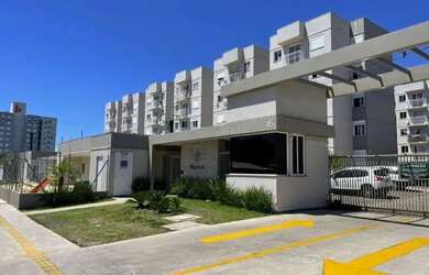 Imagem: O apartamento possui 2 Dormitórios, 1 Banheiro, 1 Vaga na garagem