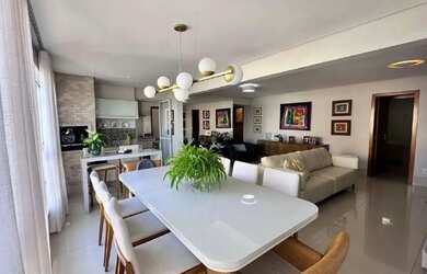 Imagem: O apartamento possui 3 Dormitórios, 4 Banheiros, 2 Vagas na