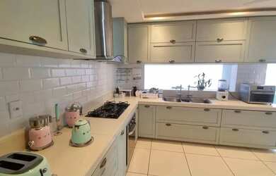 Imagem 12: Casa de alto padrão em condomínio fechado a venda no bairro de Lourdes...