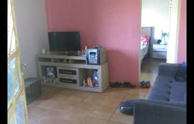 Imagem 2: Aluga-se casa por 350 reais Carangola