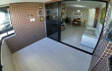 Imagem: O apartamento possui 3 Dormitórios, 4 Banheiros, 2 Vagas na