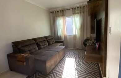 Imagem: A casa possui 2 Dormitórios, 2 Banheiros, 3 Vagas na garagem