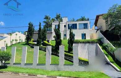 Imagem: A casa em condomínio possui 3 Dormitórios, 4 Banheiros, 4